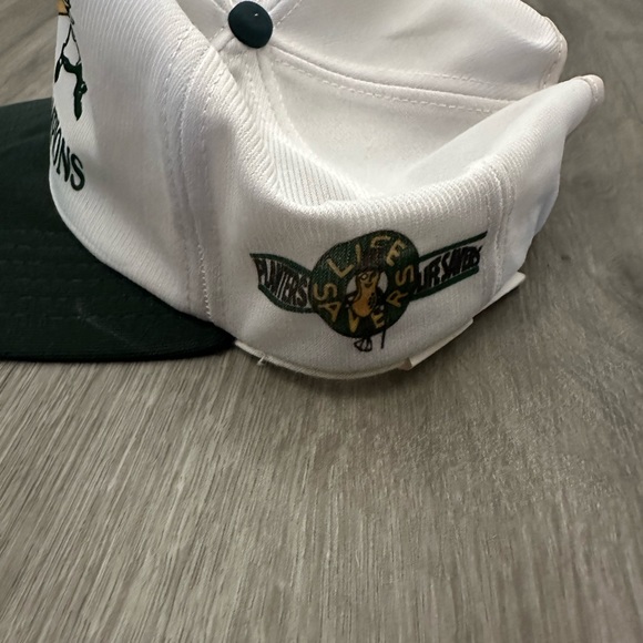 Vintage Oakland Athletics SnapBack. - Picture 3 of 6